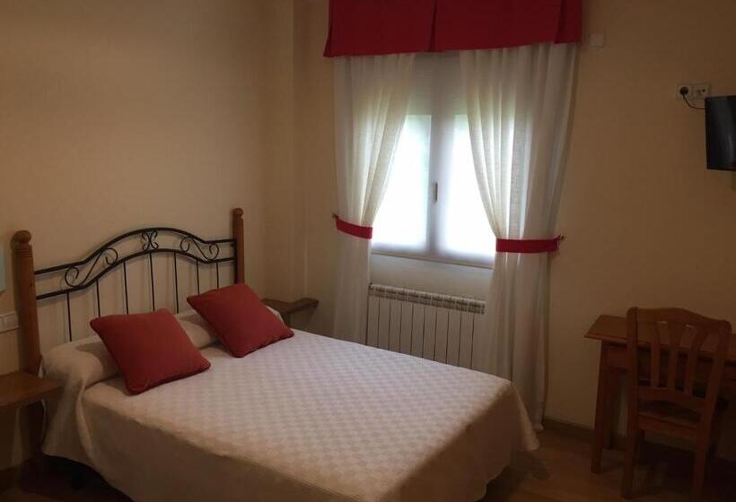 장애인을 위한 스탠다드 룸, Hostal Santa Baia