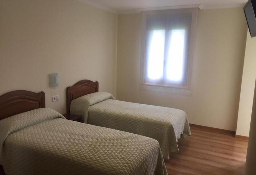 스탠다드 발코니 룸, Hostal Santa Baia