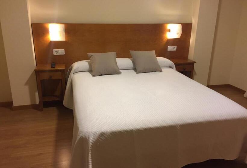 Номер Deluxe с Балконом, Hostal Santa Baia