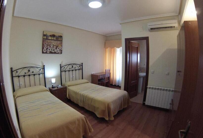 חדר אקונומי, Pilar Casa Rural