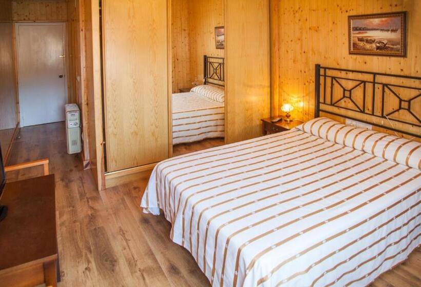 Номер Стандарт, Pension Restaurante Cantábrico