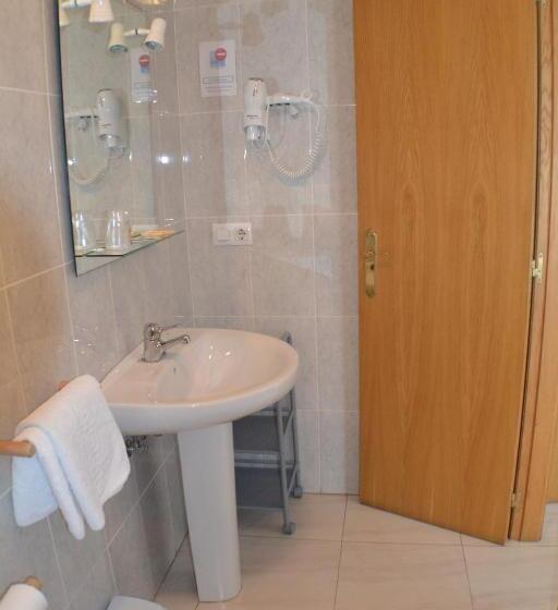 اتاق استاندارد, Hostal Casa Maria