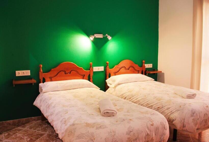 Номер Стандарт, Hostal La Zamora
