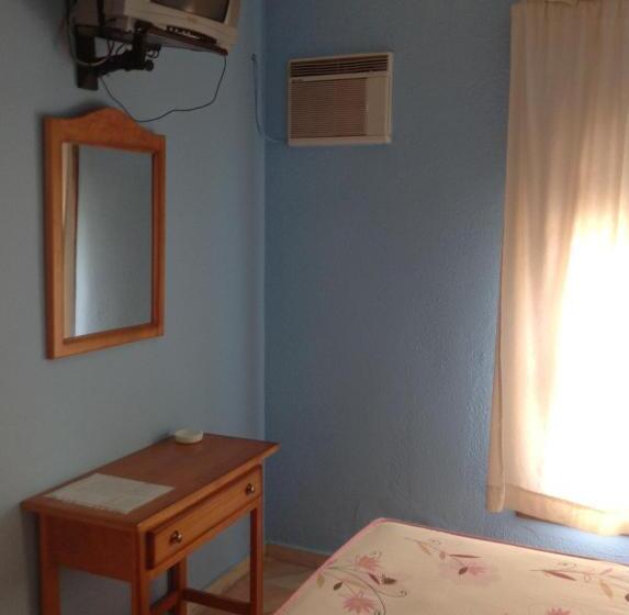 스탠다드 싱글 룸, Hostal Los Amigos