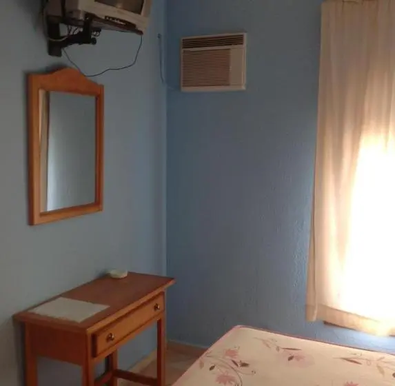 Standard Yhden Hengen Huone, Hostal Los Amigos