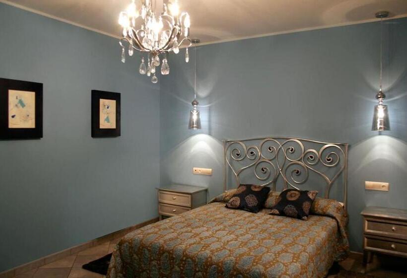 Номер Стандарт, Hostal Mesón Castilla