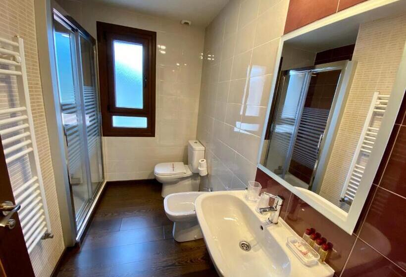 חדר סופריור, La Cuna Del Sella