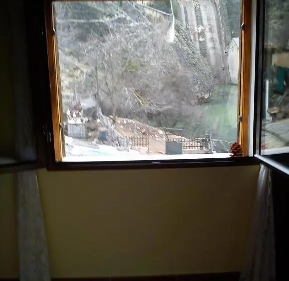 スタンダードルーム, Rural Pantano De Burgomillodo