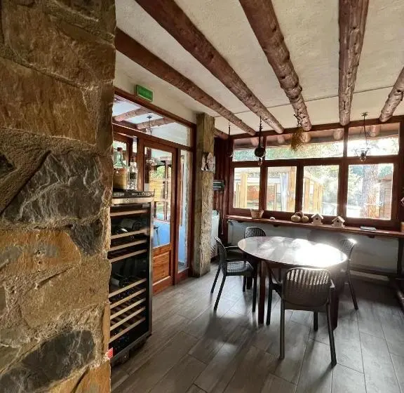 ４ベッドルームハウス, Chalet De Montaña Pous De La Neu