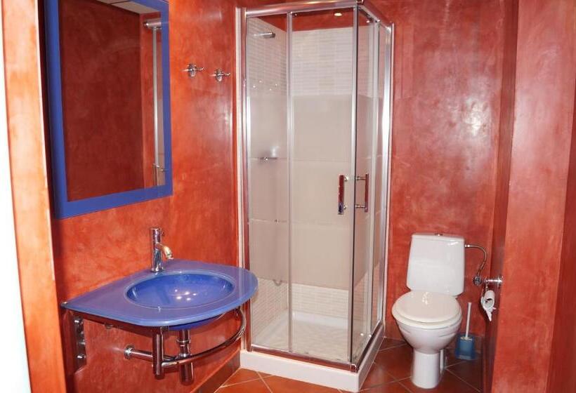 חדר סטנדרט לשלושה, Hostal El Puerto Boutique