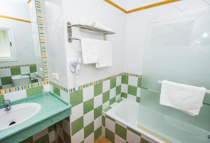Quarto Triplo Standart, Hostal Las Cumbres