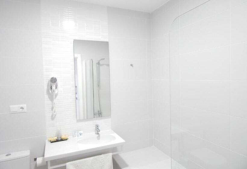 Quarto Familiar, Hostal Las Cumbres