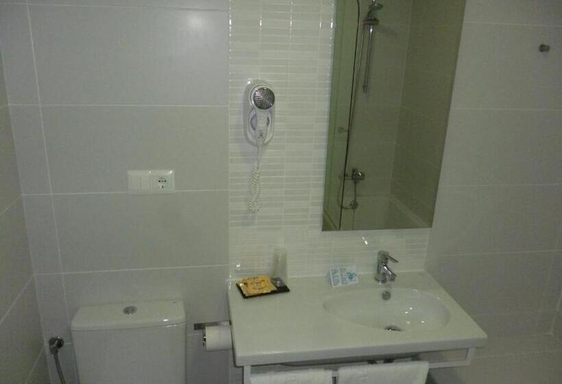 Quarto Familiar, Hostal Las Cumbres