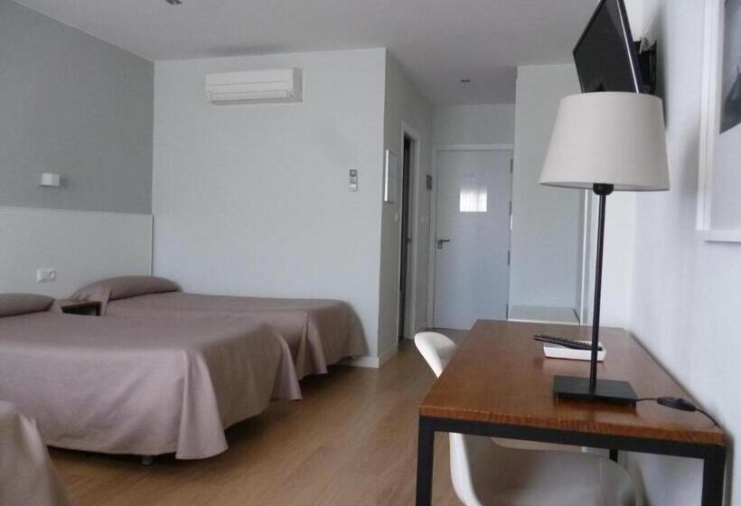 Quarto Familiar, Hostal Las Cumbres