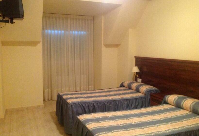 Номер Стандарт, Hostal San Froilan