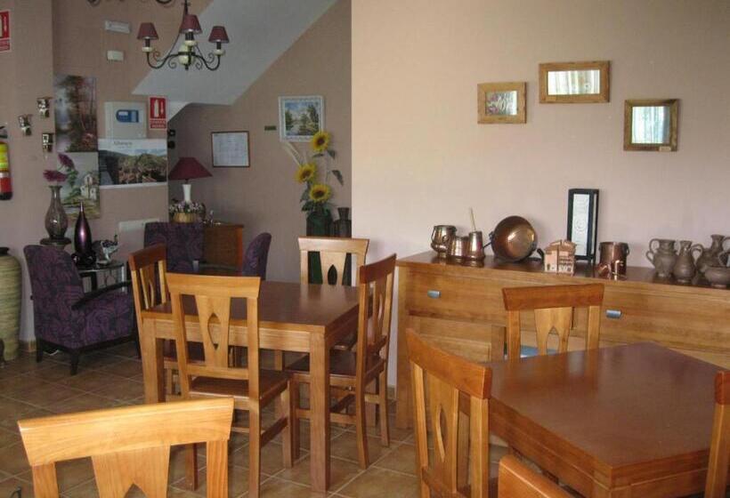 スタンダード４人部屋, Hostal Sol De La Vega