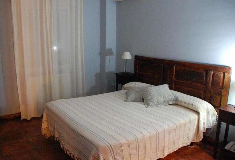 חדר סטנדרט, Posada Tresmentiras