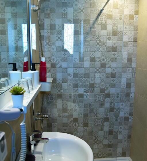 이코노미 룸, Pensión San Marcos