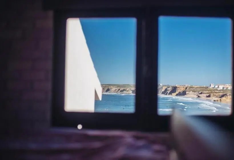 オーシャンビュースタンダードルーム, Balili Surf House
