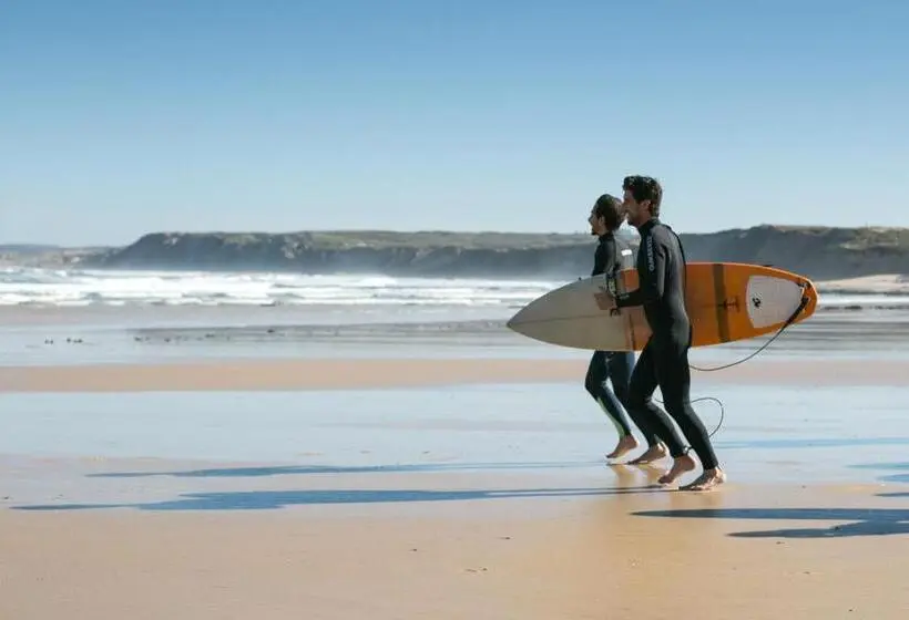 ４ベッドルームハウス, Balili Surf House