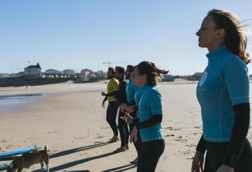 בית, 4 חדרי שינה, Balili Surf House