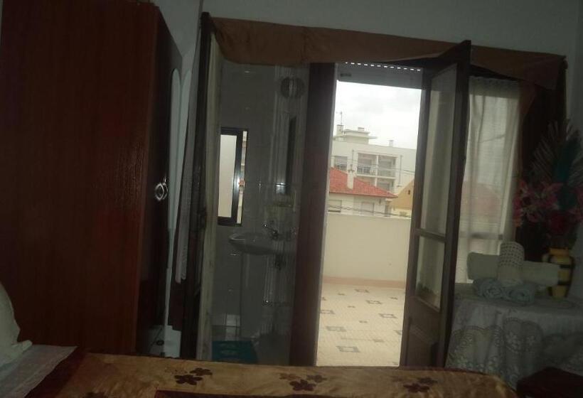 آپارتمان 2 خوابه, Casa Romão