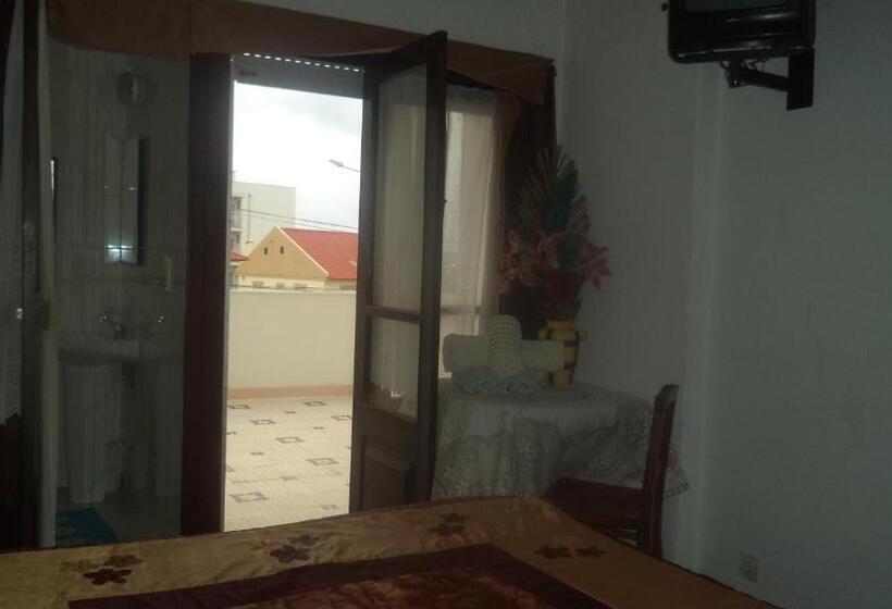 آپارتمان 2 خوابه, Casa Romão