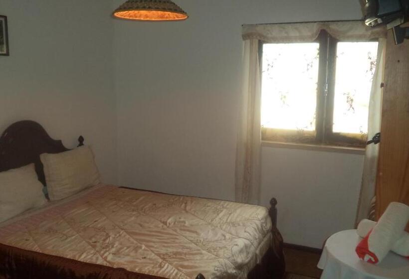 اتاق استاندارد سه نفره, Casa Romão