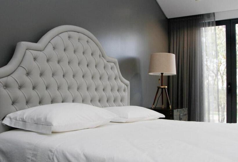 جناح ديلوكس, Casa Do Rio Sorraia