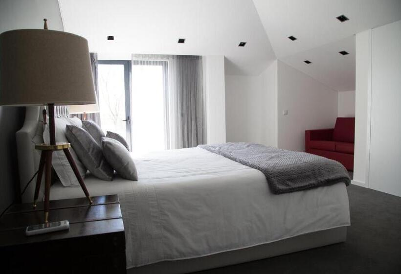 جناح ديلوكس, Casa Do Rio Sorraia