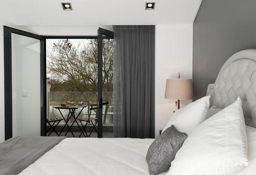 جناح, Casa Do Rio Sorraia