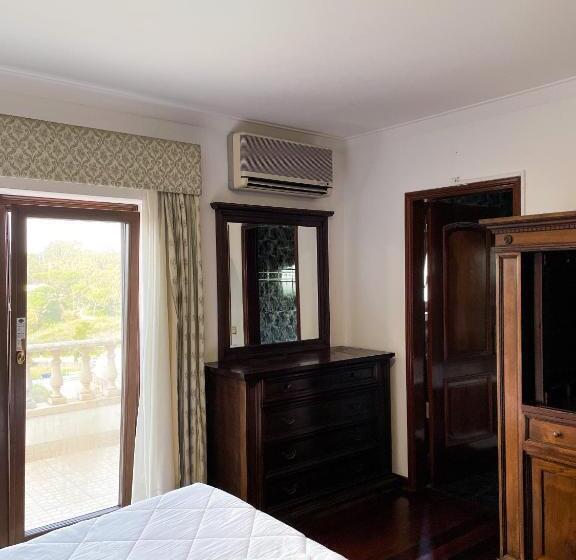 سوئیت با وان آب گرم, Jantesta Guest House