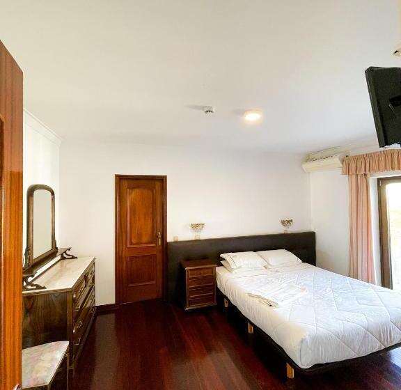 اتاق استاندارد با بالکن, Jantesta Guest House