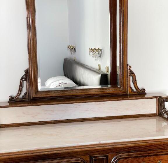 اتاق استاندارد با بالکن, Jantesta Guest House