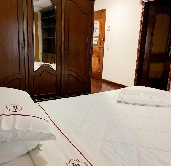 سوییت, Jantesta Guest House