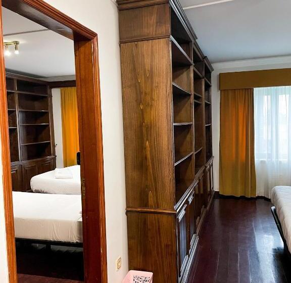 سوییت, Jantesta Guest House