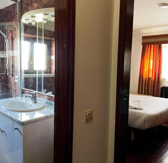 اتاق سوپریور, Jantesta Guest House