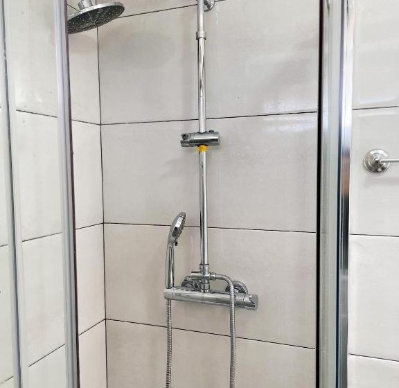 اتاق استاندارد با چشمانداز استخر, Jantesta Guest House