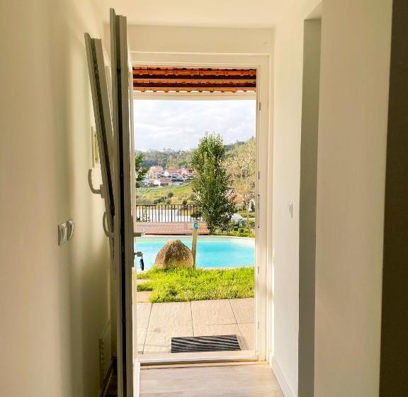 اتاق استاندارد با چشمانداز استخر, Jantesta Guest House