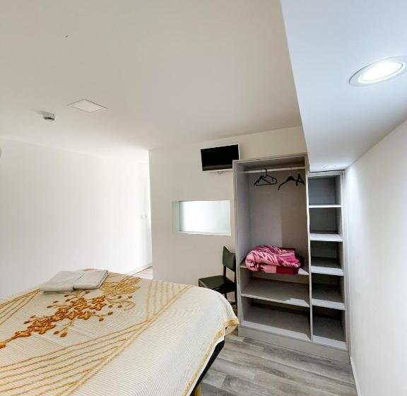 اتاق استاندارد با چشمانداز استخر, Jantesta Guest House