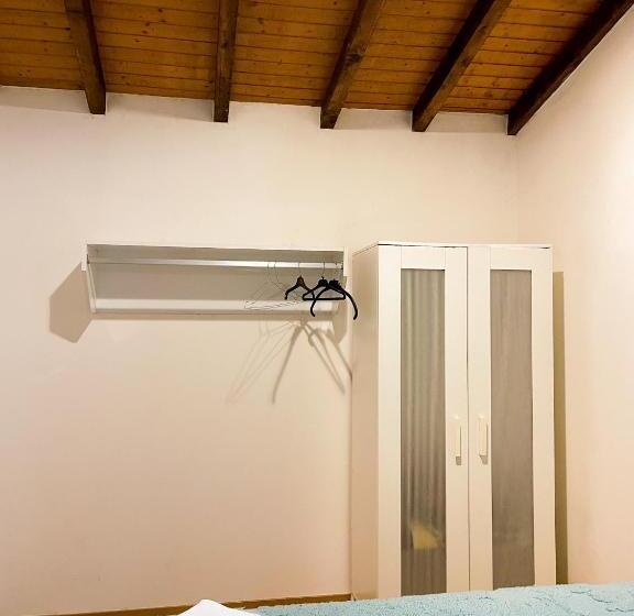 بنگله خانوادگی, Jantesta Guest House