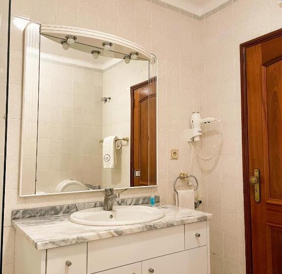 اتاق استاندارد با بالکن, Jantesta Guest House