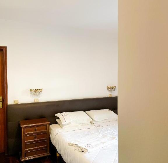 اتاق استاندارد با بالکن, Jantesta Guest House