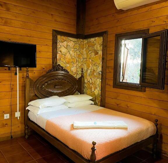 بنگله خانوادگی, Jantesta Guest House