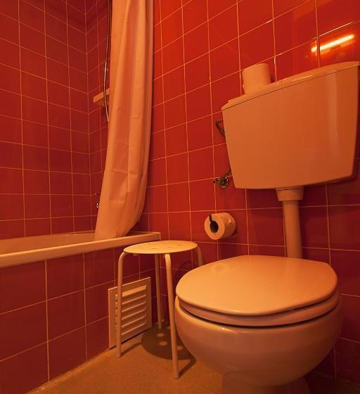 Номер Стандарт Трехместный, Next Inn