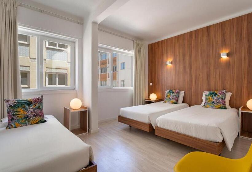 Номер Стандарт Трехместный, Next Inn