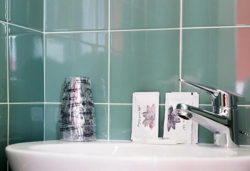 Номер Стандарт, Next Inn