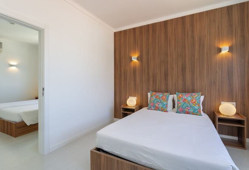 Семейный Номер, Next Inn