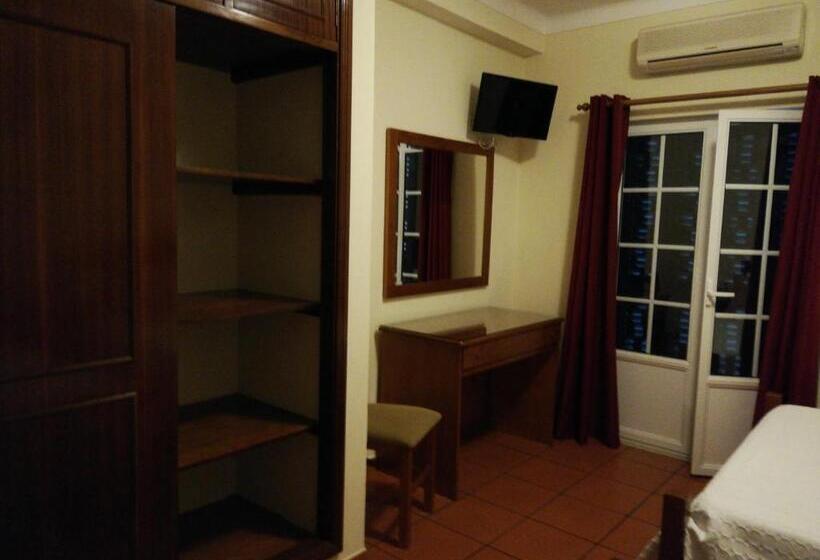 חדר סטנדרט לשלושה, Residencial Idalio