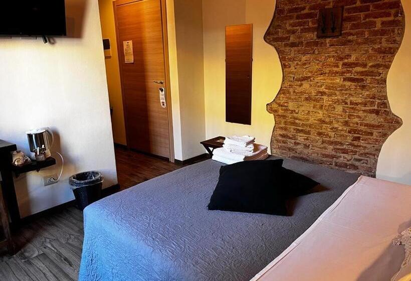 اتاق استاندارد, La Taverna Del Metallo Rooms